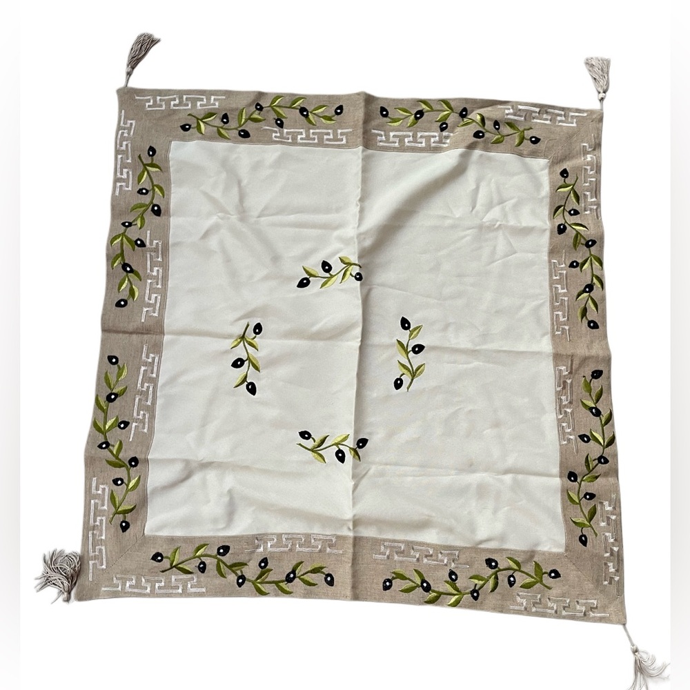 Vintage Tassel 30x30” Beige Embroidered Floral Tablecloth